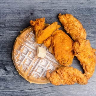 5pc Chicken & 1 Waffle